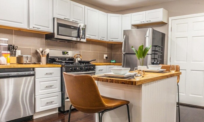 Front Park Casa | Buffalo - Alicia 2BDRM