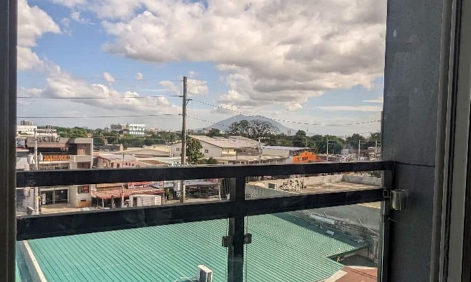 Angeles City Hotel | THE TIMES HOTEL