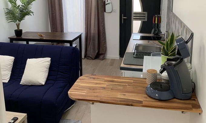 Varennes-le-Grand Casa | Vrbo Property