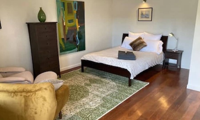 Grey Lynn Apartamento | Stylish Grey Lynn studio