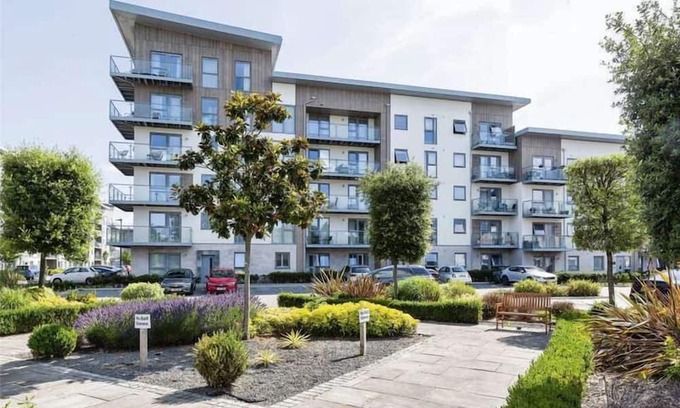 Bray on Thames Apartamento | Captivating 2-Bed Apartment in Maidenhead