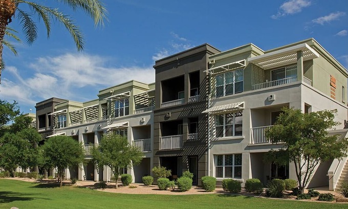 Desert Ridge Complejo | Marriott's Canyon Villas one bedroom with kitchen and full resort amenities