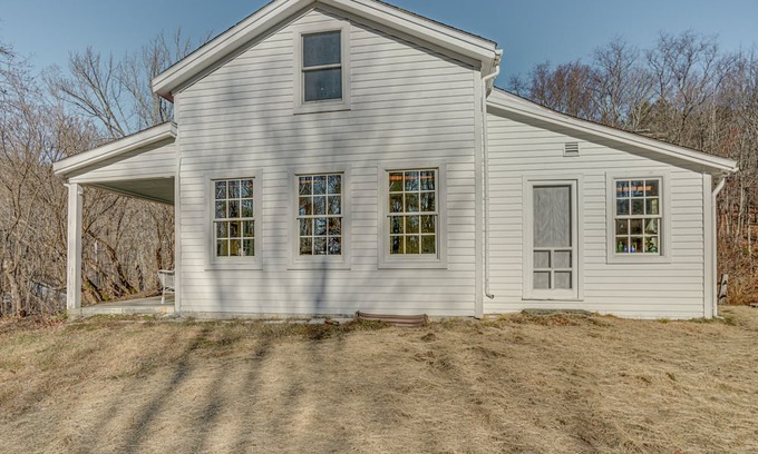 Berkshire Cabaña | Cozy Berkshires Cottage w/ 11 Private Acres!