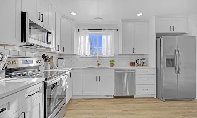 American Fork Casa | The Snowy Owl