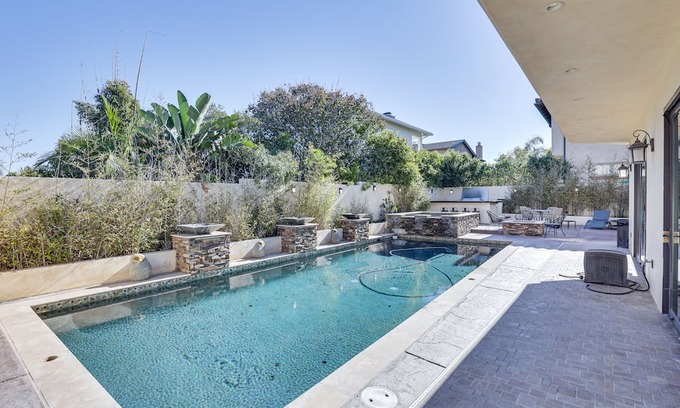 Leucadia Cabaña | Luxury Beach House in Encinitas w/ Saltwater Pool!