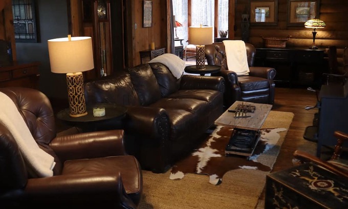 Calhoun Cabina | Holland House Cabin