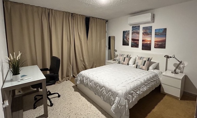 Rio Piedras Apartamento | Multi-Guest and bed stylish apt in San Juan