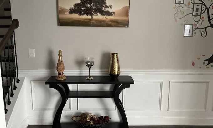 Buford Casa | Beautiful cozy 3 bedroom delight for relaxation with string Wi-Fi