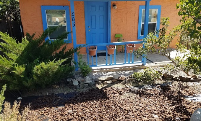 Tyrone Casa | Boho bungalow in Silver City historic district. 5 minute walk to downtown & WNMU