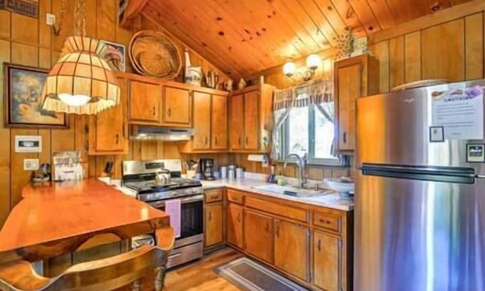 Upper Moonridge Cabina | Ridgecrest Mountain Retreat
