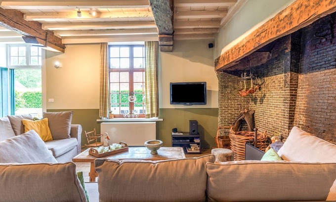 Damme Casa | Modern Holiday Home in Damme with Private Garden