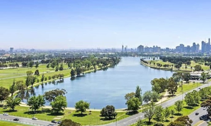 Melbourne Apartamento | Treetop Tranquillity on Queen
