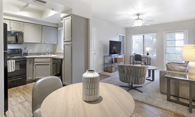 The Islands Apartamento | Modern Apartment in Prime Location (ID1402X113)