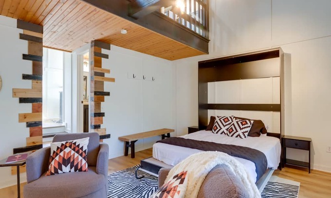 Gentry Cabina | Gentry Cabin w/ Fire Pit Access < 1 Mi to Hiking!