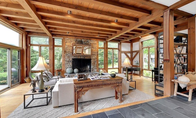 Becket Casa | The Berkshires Woodland Estate by Evergreen Home