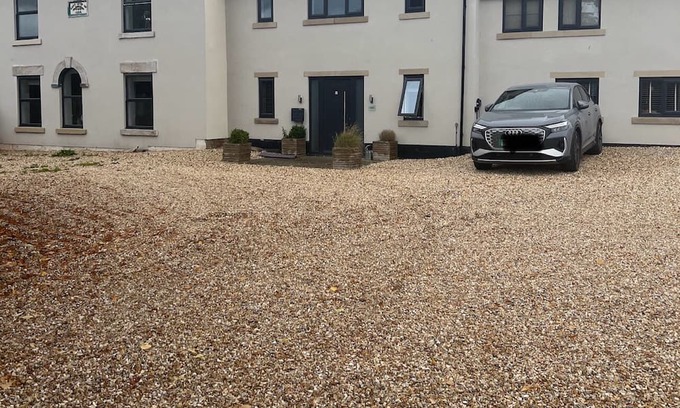 Mosborough Otro | BEAUTIFUL MODERN 5 BEDROOM SPACIOUS FARM HOUSE