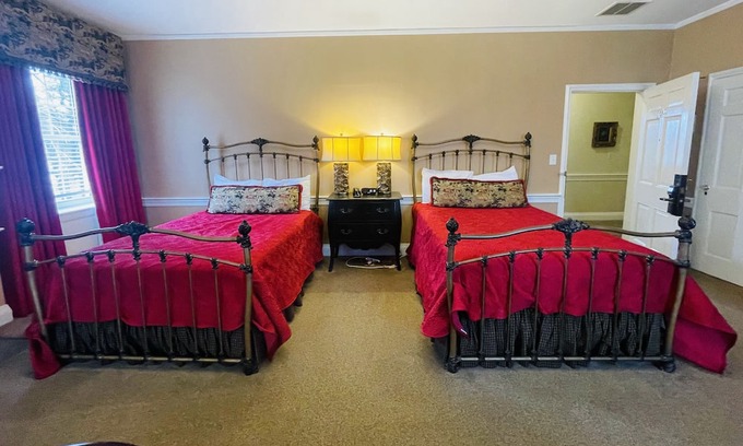 Clemmons Apartamento | Walnut Room 2 double - Non- Smoking- No Pet