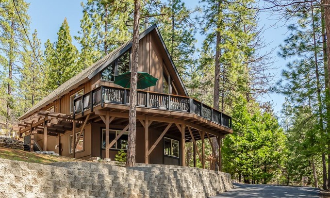 Glencoe Cabina | Country Club Chalet- Free Lake Access, EV Charger
