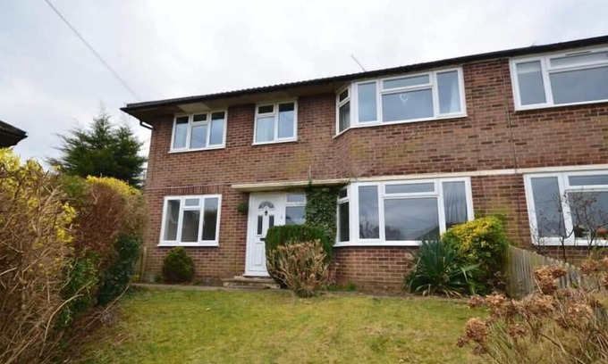 Farnham Apartamento | Luxury Two Bed Deluxe Maisonette