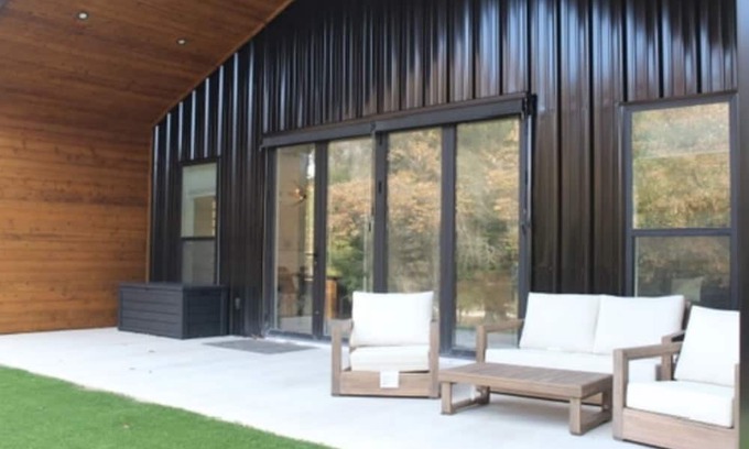 Nocona Casa | Wine Down Retreat