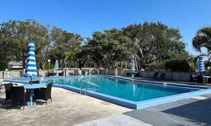 Sebastian Apartamento | 3 Bedroom 756199 by Houzlet