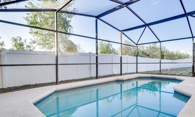 Sunset Ridge Apartamento | 5 Bedroom 737521 by Houzlet