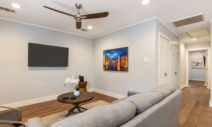 Cityplace Casa | Spacious & Stylish - Dallas Uptown Area!