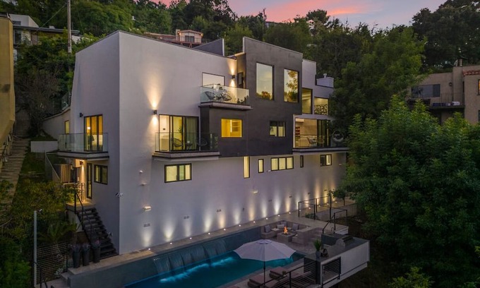 Hollywood Hills Casa | Caverna