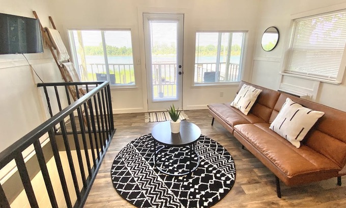 Savannah Casa | Waterfront Boho Tiny House!