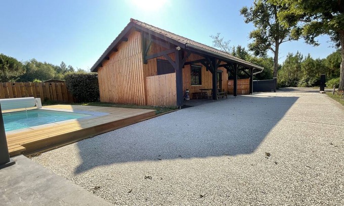 Sainte-Eulalie-en-Born Chalet De Esquí | Jolie Maison en Bardage Bois Dans un Environnement Calme et Boisé