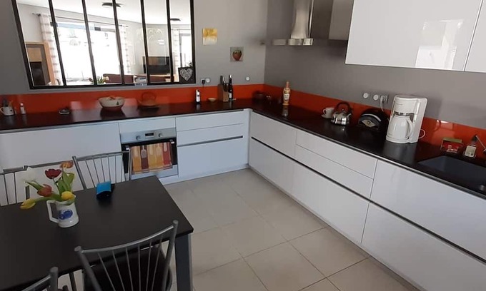 Olivet Casa | Maison Lumineuse et Spacieuse Très Bien Placée Pour vos Visites Touristiques