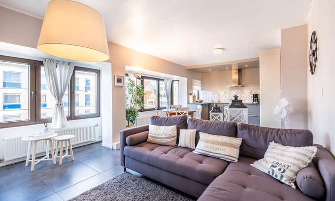 Koksijde-Bad Apartamento | Les 4 Mouettes 402 located in the center