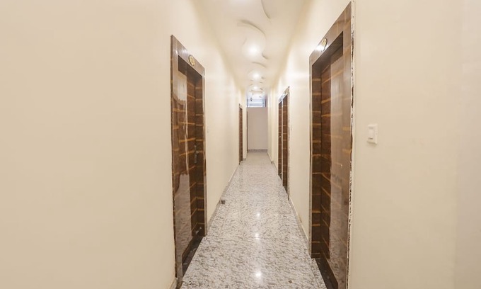 Gwalior Hotel | Fabexpress Paradise Inn