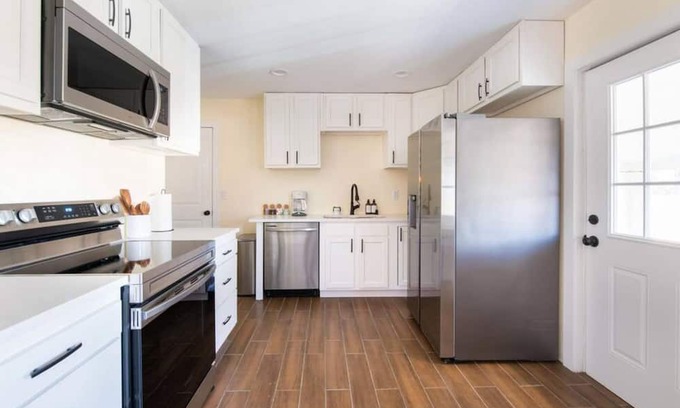 Alta Vista Area Casa | Retro Denver Retreat W Fun Games Movie Room
