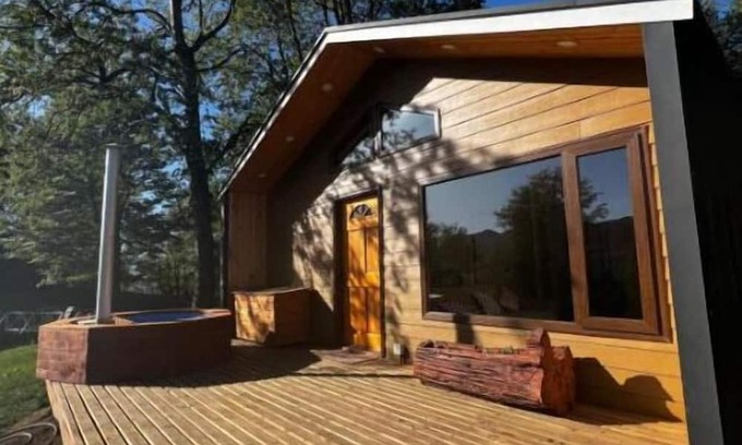 Melipeuco Cabina | Hermosas Cabañas con Tinaja a 2 km del Volcán Sollipulli