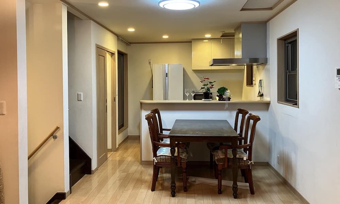 Higashishinkoiwa Casa | Private villa, 4 rooms available for 10 people! 6 minutes walk from the station