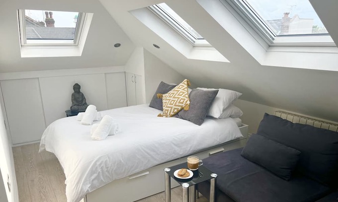 Mapesbury Apartamento | Charming Studio in London
