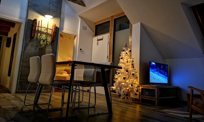 Visoko Apartamento | Family Apartment - Attic