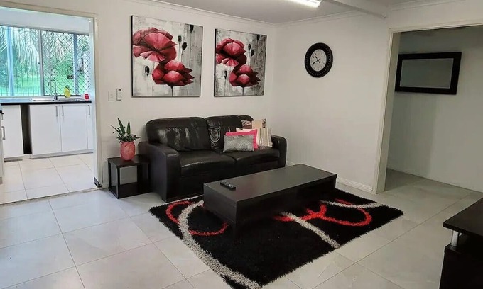 Slacks Creek Apartamento | Entire Ground Level Of A Double Storey Home