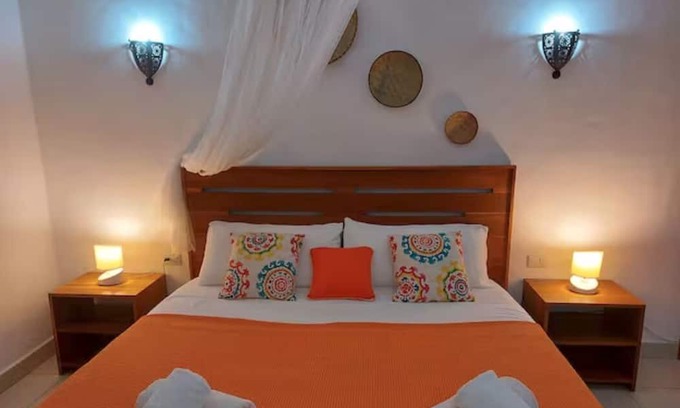 Tamarindo Apartamento | A large room for two fully equipped with a private terrace.