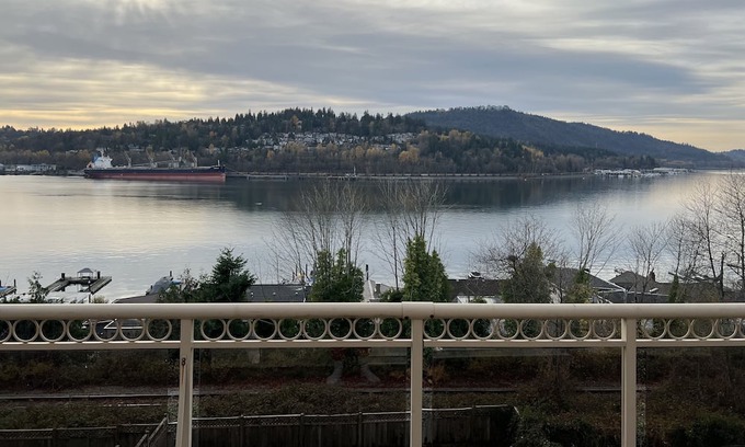 Port Moody Casa | Luxury Ocean View Retreat