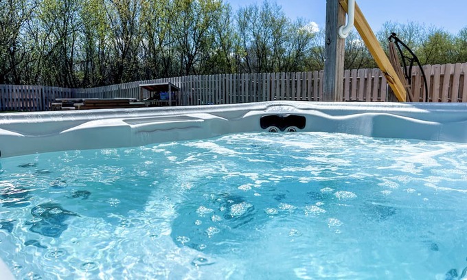 Deerfield Casa | Spacious Home + Fire Pit, Waterfall, Hot Tub, Home Theater! 20 min to DT Madison