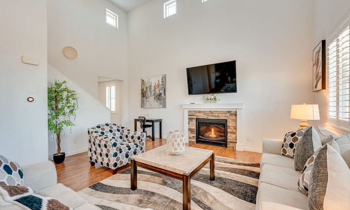 Commerce City Casa | Stunning Commerce City Home w/ Spacious Backyard