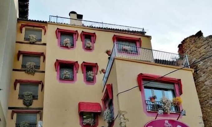 Talarn Apartamento | Apartment 'Lola 205' with Mountain View, Wi-Fi and Air Conditioning