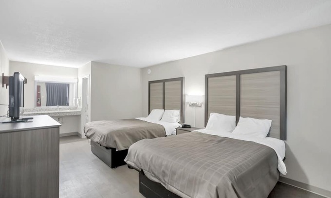 Chicago Ridge Casa | Your Home Away From Home