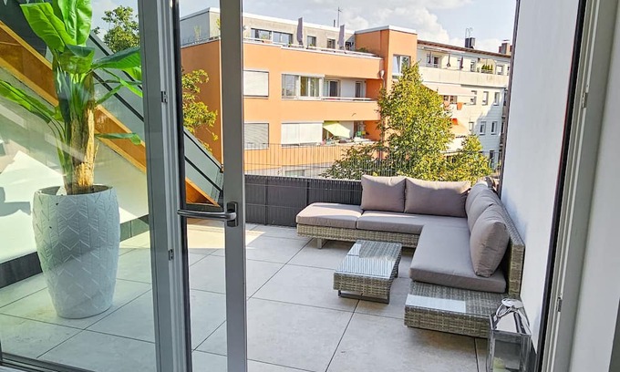 Obersendling Apartamento | Schöne Dachgeschoss Neubau 80m² Wohnung mit Dachterasse
