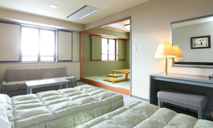 Madarao Mountain Resort Casa | Main building JapaneseWestern room Spacious and / Iiyama Nagano