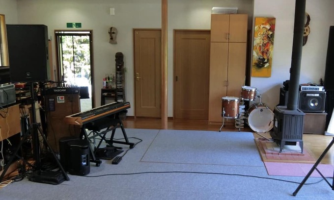 Ajiro Casa | The living room can be used as a music studio / Atami Shizuoka