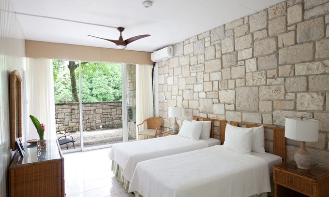 Port Antonio Casa | Great House Standard Suite Frenchman's Cove Resort