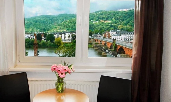 Mitte Apartamento | Comfort Doppelzimmer mit Moselblick